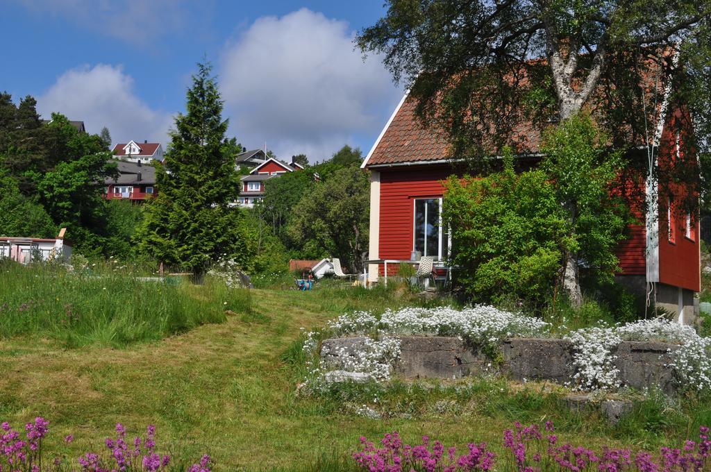 Hei Og Hav - I Torbjorn Egners Ferierike Mandal Exterior photo