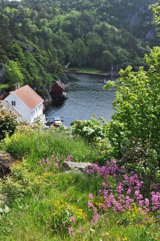 Hei Og Hav - I Torbjorn Egners Ferierike Mandal Exterior photo